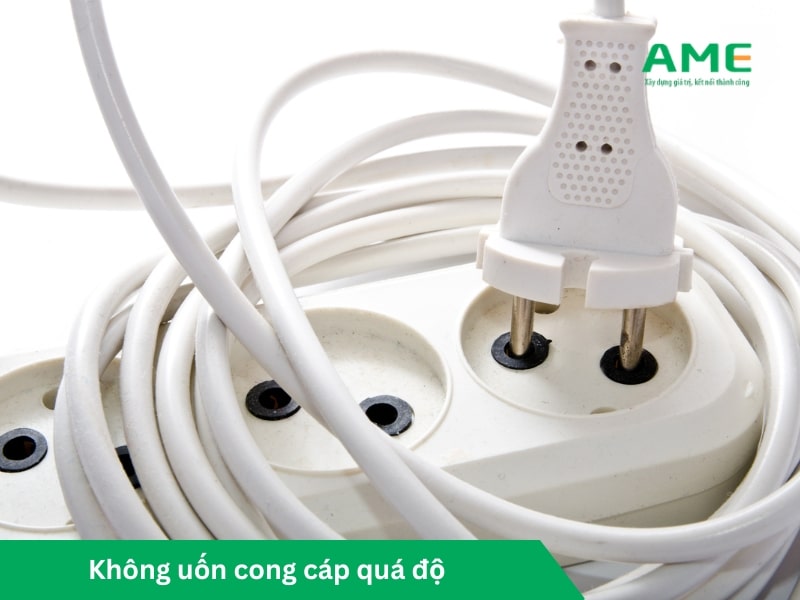 Không uốn cong cáp quá độ uốn được khuyến nghị